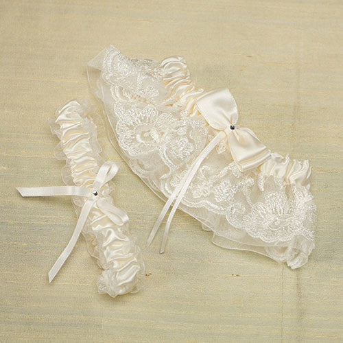 Beverly Clark's French Lace Bridal Garter Set Ivory