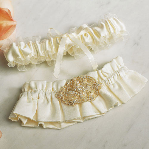 Beverly Clark's Luxe Bridal Garter Set