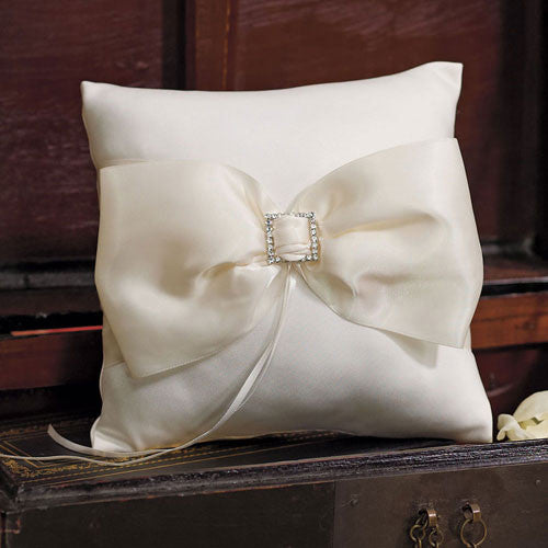 Beverly Clark Duchess Ring Pillow in Ivory