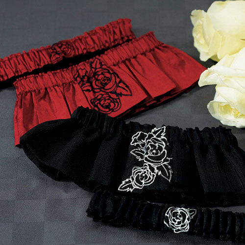 Romantic Rose Bridal Garter Set Jet Black With White