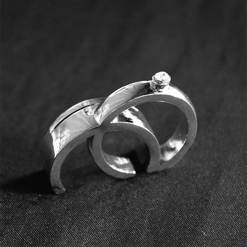 Double Rings with Crystal Place Card Holder